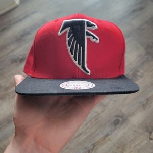 Never been worn Falcons hat